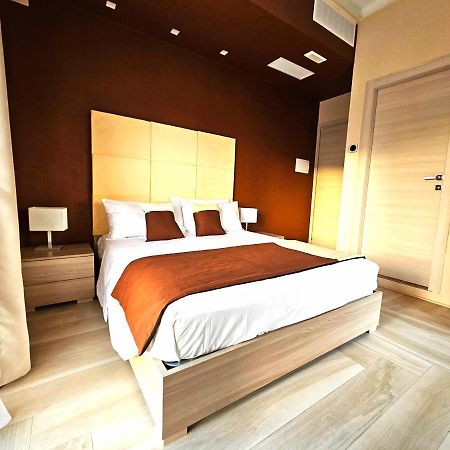 Trilogy Prestige - Central Premium Suites Lecce Eksteriør billede